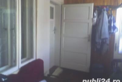 Casă cu 5 camere cu Teren 660 Mp în Roman - 8