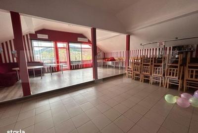 Spațiu comercial, de 1,200 mp, în Central - 3