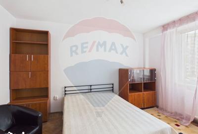 Apartament cu 3 camere, mobilat în Central - 9