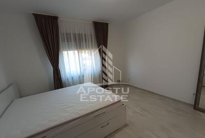 Casă cu 4 camere cu Teren 500 Mp în Girocului