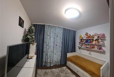 Apartament cu 3 camere decomandat în Hipodrom 4 - 13