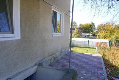 Casă cu 4 camere cu Teren 935 Mp în Budești