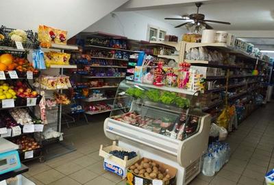 Inchiriez spa?iu comercial supermarket zona centrala - 1