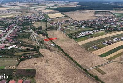 Teren de 1320 mp, în Sânmartin - 1
