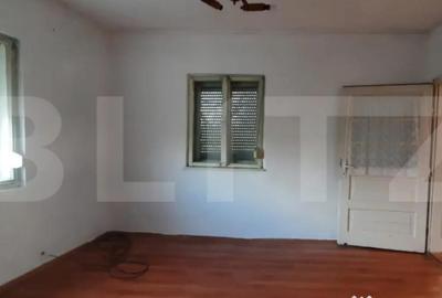 Casă cu 3 camere cu Teren 3000 Mp în Periferie - 2