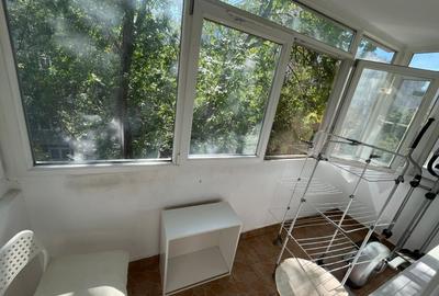 Garsoniera Mall Vitan, mobilata si utilata modern, renovata, curata, libera - 3