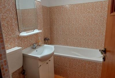Apartament cu 3 camere semidecomandat, mobilat în Independenței - 4
