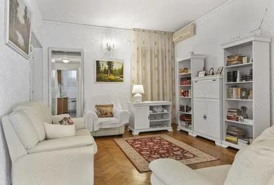Apartament cu 4 camere decomandat în Central - 8