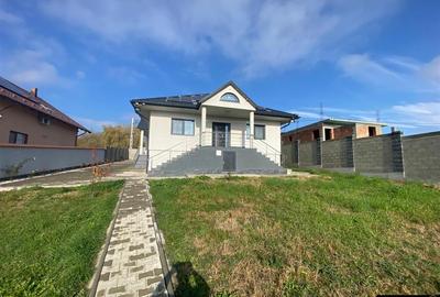 Casa de vânzare Scheia - 2