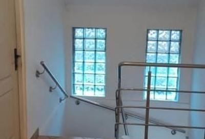 Casă cu 4 camere decomandat cu Teren 196 Mp în Copou - 10