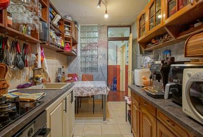 Apartament cu 3 camere in cartierul Racadau - 9