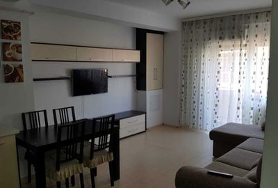 Apartament cu 2 camere semidecomandat în Roșu