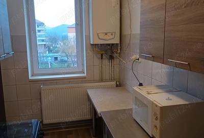 Inchiriez apartament Medias - 3