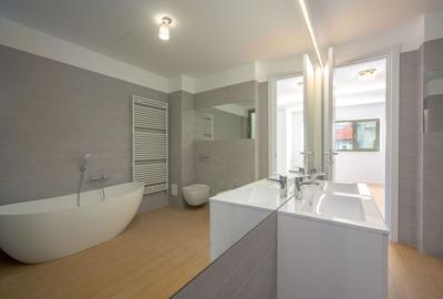 Casă individuală cu 8 camere cu Canalizare în Dorobanți - 21