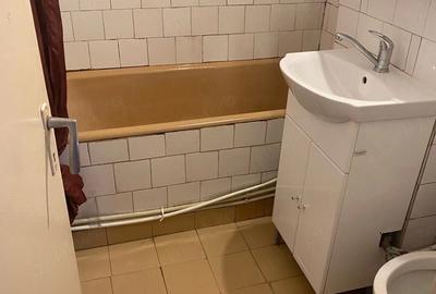 Apartament cu 3 camere decomandat în Central - 2
