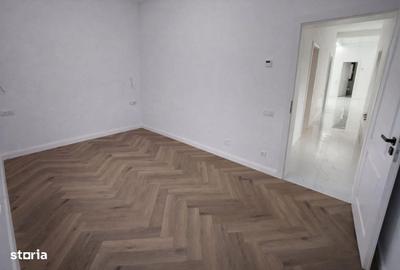 Casă cu 4 camere în Valea Adâncă - 2