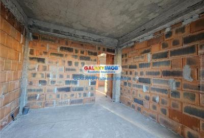 Casă individuală cu 4 camere cu Canalizare în Central - 18