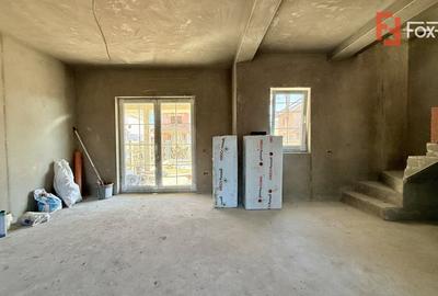 Duplex cu 3 camere cu Canalizare în Moșnița Nouă - 4