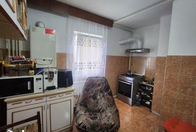Apartament cu 3 camere decomandat în Bistrița Lac - 2