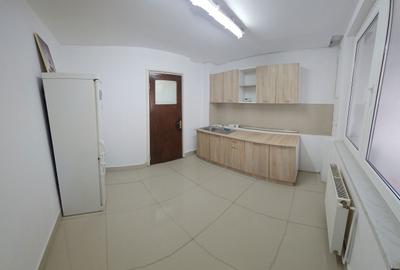 Spațiu comercial, de 70 mp, în Ultracentral - 4