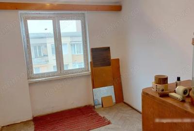 Apartament cu 3 camere semidecomandat în Est - 3