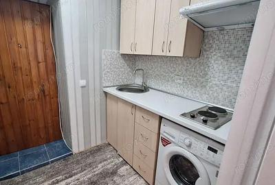 Garsonieră decomandată în Rahova