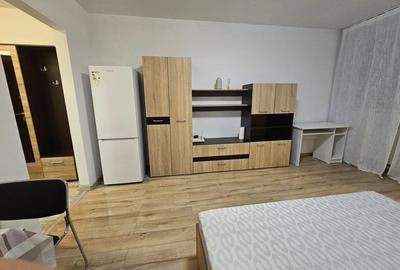 Direct proprietar garsoniera str izvorul rece 3
