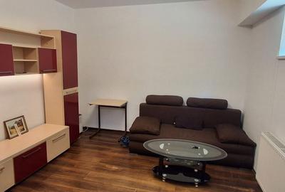Garsonieră în Apărătorii Patriei - 6