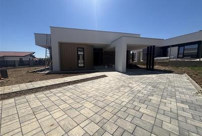 Eleganta si spatiu intr-un cadru natural  - vile noi aproape de centrul orasului - 12