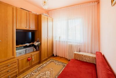 Apartament cu 3 camere decomandat, mobilat în Girocului - 16