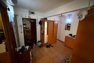 Apartament cu 4 camere decomandat în Berceni - 3