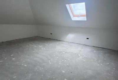 Casă cu 5 camere cu Teren 800 Mp în Horodnic - 7