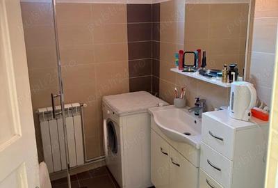 Casă individuală cu 4 camere cu Canalizare în Central - 7