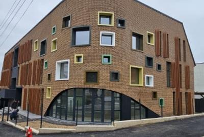 Casă individuală cu 16 camere cu Canalizare în Dâmbul Rotund - 4