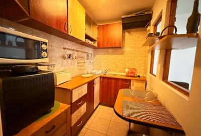 Garsonieră decomandată, mobilată în Vasile Aaron - 5