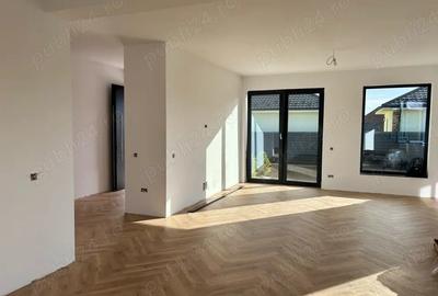 Casă cu Teren 430 Mp în Smeura - 6