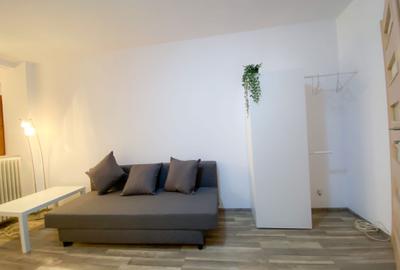 Garsonieră decomandată în Lacul Tei