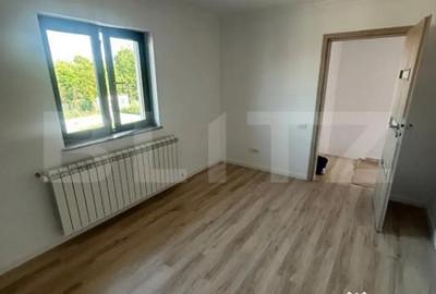 Casă cu 3 camere cu Teren 170 Mp în Central - 2