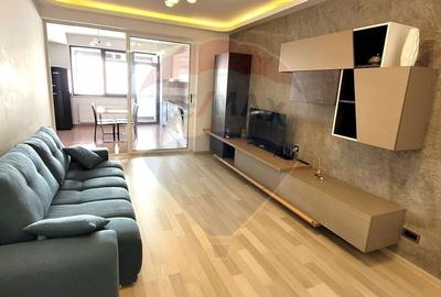 Apartament cu 3 camere semidecomandat, mobilat în Tractorul - 2