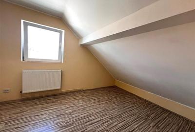 Apartament intabulat 4 camere si balcon zona Vasile Aaron - 8