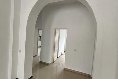 Apartament cu 4 camere nedecomandat în Pianu - 14