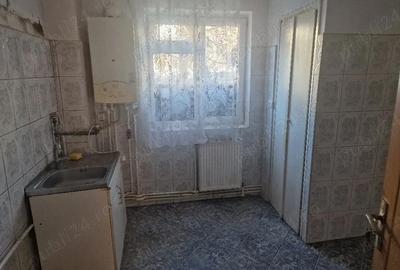 Apartament cu 3 camere decomandat în Mărăței - 3