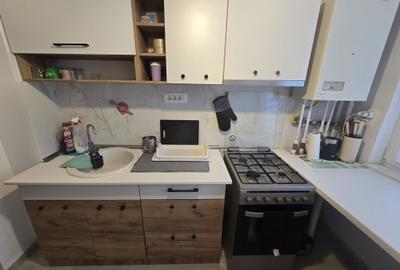 Apartament cu 2 camere semidecomandat, mobilat în Centrul Civic