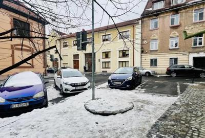 Spațiu comercial, de 38 mp, în Central - 12