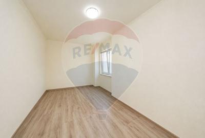Apartament cu 4 camere decomandat, mobilat în Centrul Civic - 12