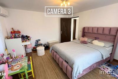 Casă cu 4 camere cu Teren 2700 Mp în Central - 11