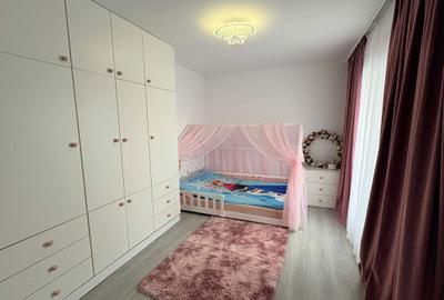 Casă cu 3 camere în Olteni - 4