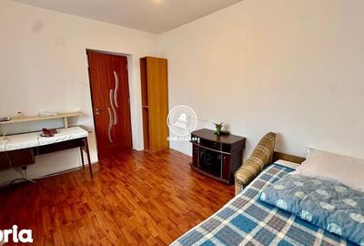 Casă cu 6 camere cu Teren 1000 Mp în Miroslava - 2