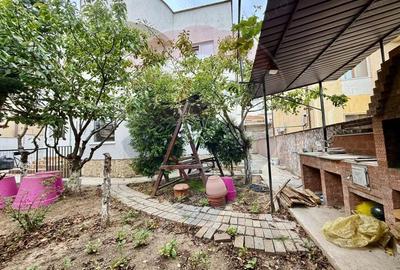 Casa tip pensiune de vanzare in Eforie Nord teren 300 mp - 4