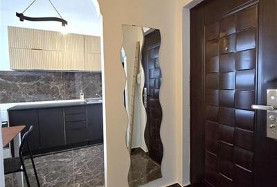 Apartament cu 2 camere semidecomandat în 1 Mai - 21